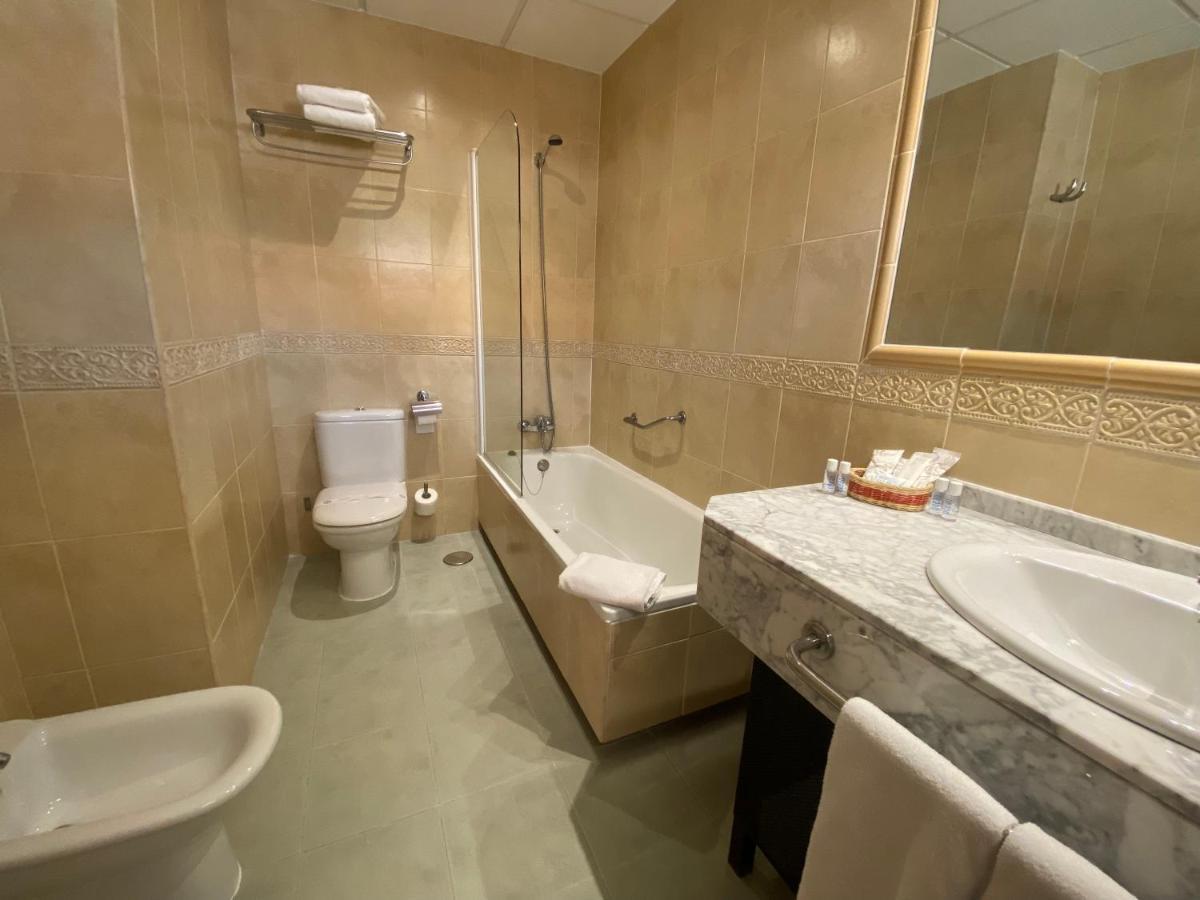 Hotel Equo อารันเควซ ภายนอก รูปภาพ